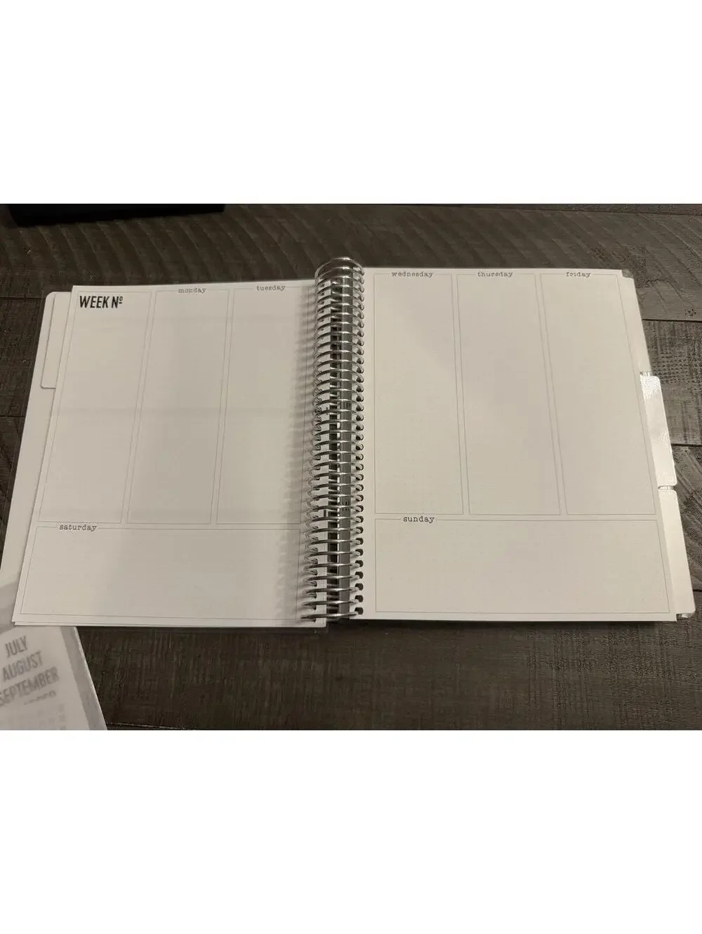 Cocoa Daisy Undated weekly/monthly planner